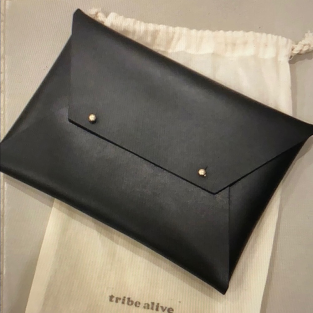 Tribe Alive Envelope Bag (box of style)